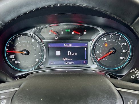 Used 2023 Chevrolet Equinox Premier image 13