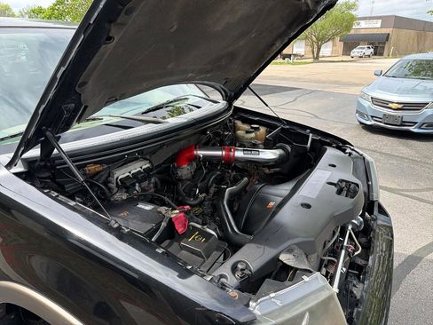 Used 2006 Ford F150 Lariat image 27