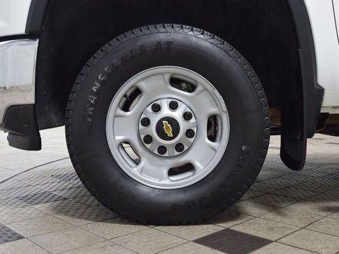 Used 2025 Chevrolet Silverado 2500 W/T w/ WT Convenience Package image 22