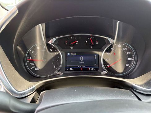 Used 2023 Chevrolet Equinox LS w/ LS Convenience Package FWD image 11