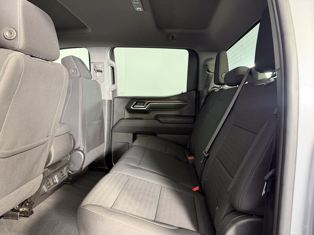 Used 2025 Chevrolet Silverado 1500 LT RWD image 15