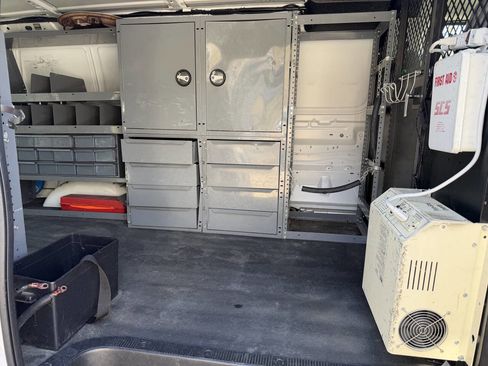 Used 2007 Ford E-250 and Econoline 250 E 250 3dr Cargo Van image 9