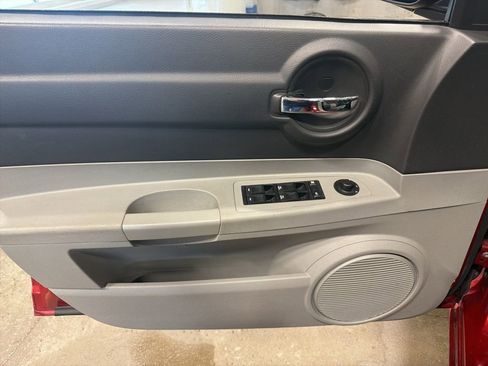 Used 2006 Dodge Charger SRT8 w/ SRT Option Group III image 12