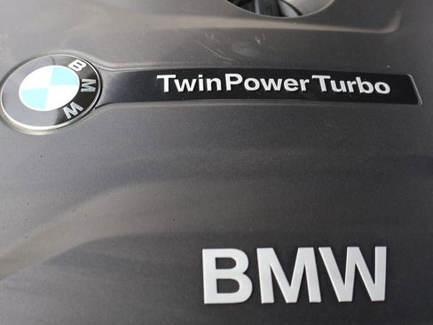 Used 2018 BMW 330i Sedan image 13