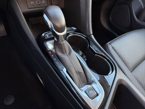 Certified 2021 Buick Encore GX Essence w/ Experience Buick Package image 19