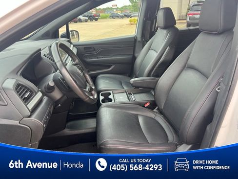 Used 2025 Honda Odyssey Sport-L image 31