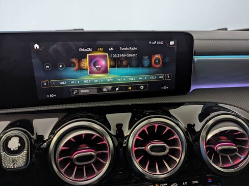 Used 2020 Mercedes-Benz CLA 250 image 15