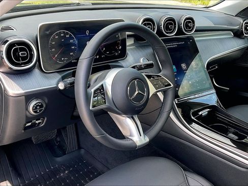 Used 2026 Mercedes-Benz C 300 4MATIC Sedan image 8