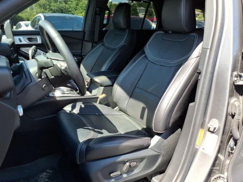 Used 2023 Ford Explorer ST w/ Equipment Group 401A AWD/4WD image 6