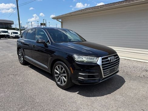 Used 2017 Audi Q7 3.0T Prestige AWD/4WD image 3