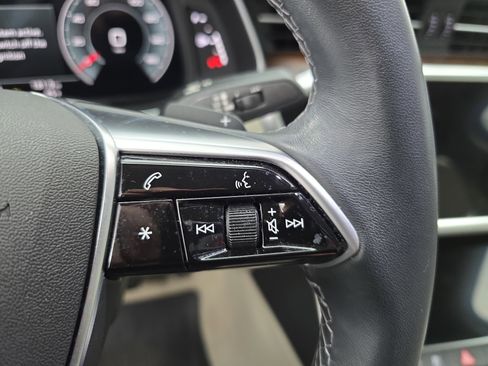 Used 2023 Audi A6 2.0T Premium w/ Convenience Package image 17