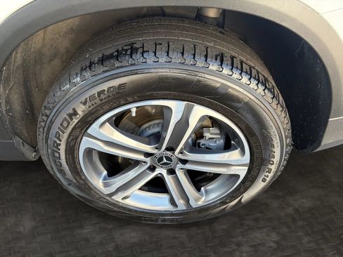 Used 2019 Mercedes-Benz GLC 300 4MATIC image 43