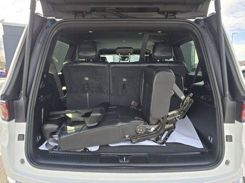 Used 2022 Jeep Wagoneer Series I image 15