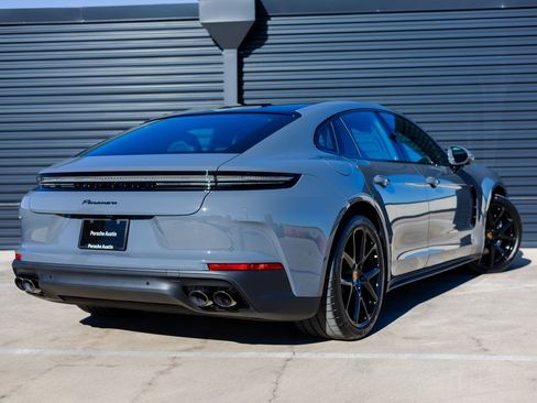 New 2026 Porsche Panamera image 7