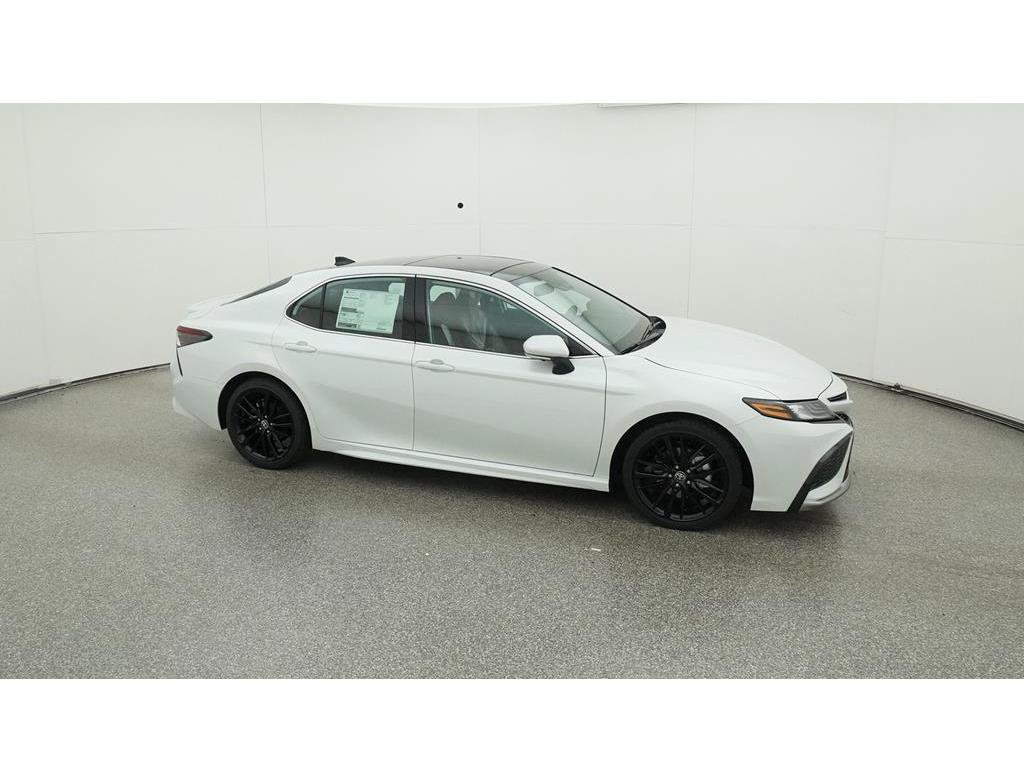 Used 2024 Toyota Camry XSE w/ Navigation Package FWD image 16