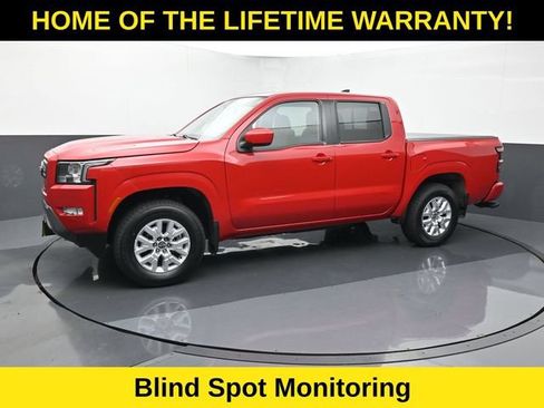Used 2022 Nissan Frontier SV AWD/4WD image 3