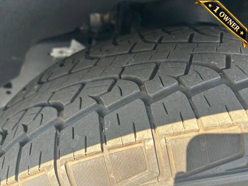 Used 2025 Ford Expedition Max Active RWD image 17