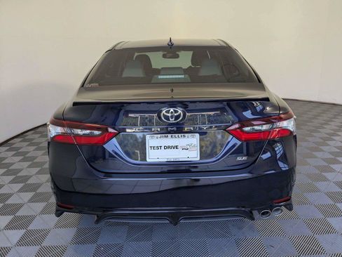 Certified 2022 Toyota Camry SE w/ Convenience Package FWD image 7
