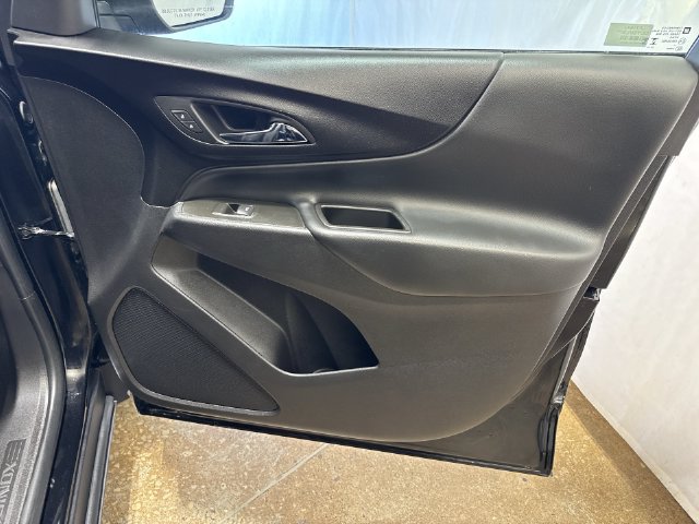 Used 2024 Chevrolet Equinox LT FWD image 26