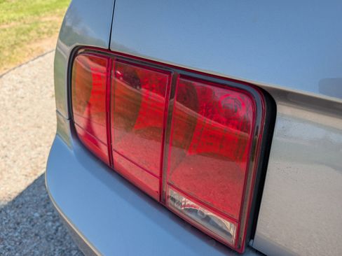 Used 2006 Ford Mustang GT Premium RWD image 17