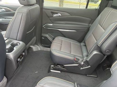 New 2026 Chevrolet Traverse High Country AWD/4WD image 14