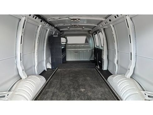 Used 2022 Chevrolet Express 2500 Extended w/ Driver Convenience Package RWD image 38