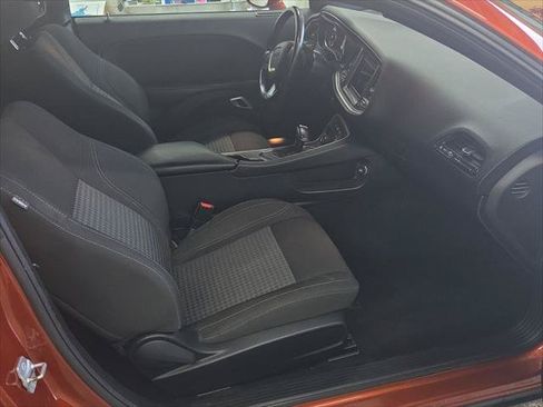 Used 2021 Dodge Challenger SXT RWD image 17