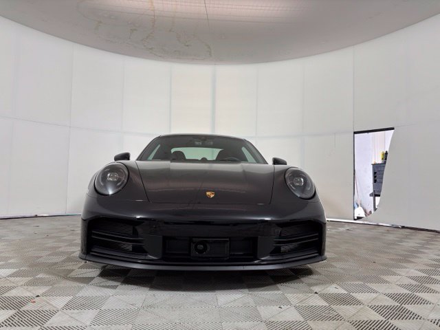 Used 2025 Porsche 911 Carrera RWD image 2