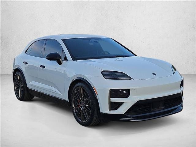 Used 2025 Porsche Macan Turbo Electric AWD/4WD image 3