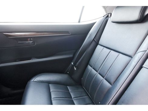 Used 2017 Lexus ES 350 w/ Luxury Package FWD image 13