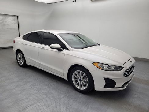 Used 2019 Ford Fusion SE image 11