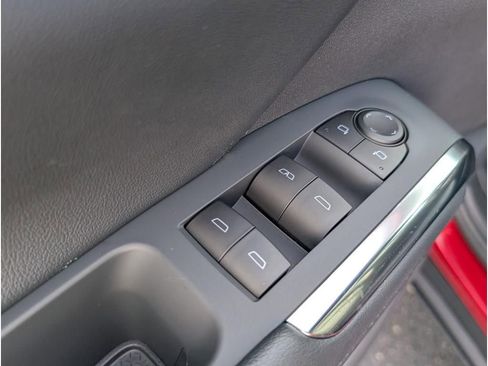 New 2026 Chevrolet Traverse LT w/ Driver Confidence Package image 15