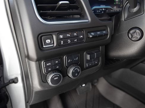 Used 2024 Chevrolet Tahoe High Country w/ Advanced Technology Package AWD/4WD image 12