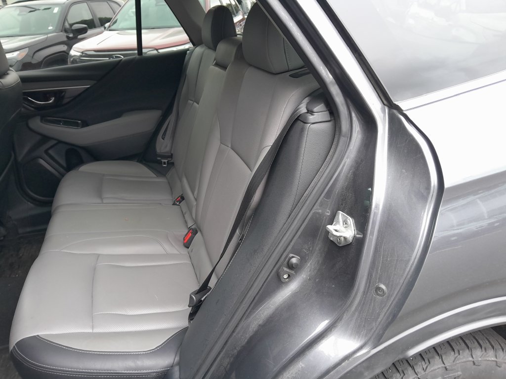 Used 2021 Subaru Outback Limited AWD/4WD image 30