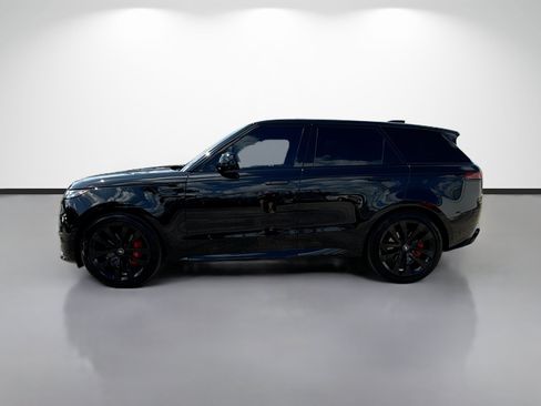 Used 2024 Land Rover Range Rover Sport Dynamic SE AWD/4WD image 2