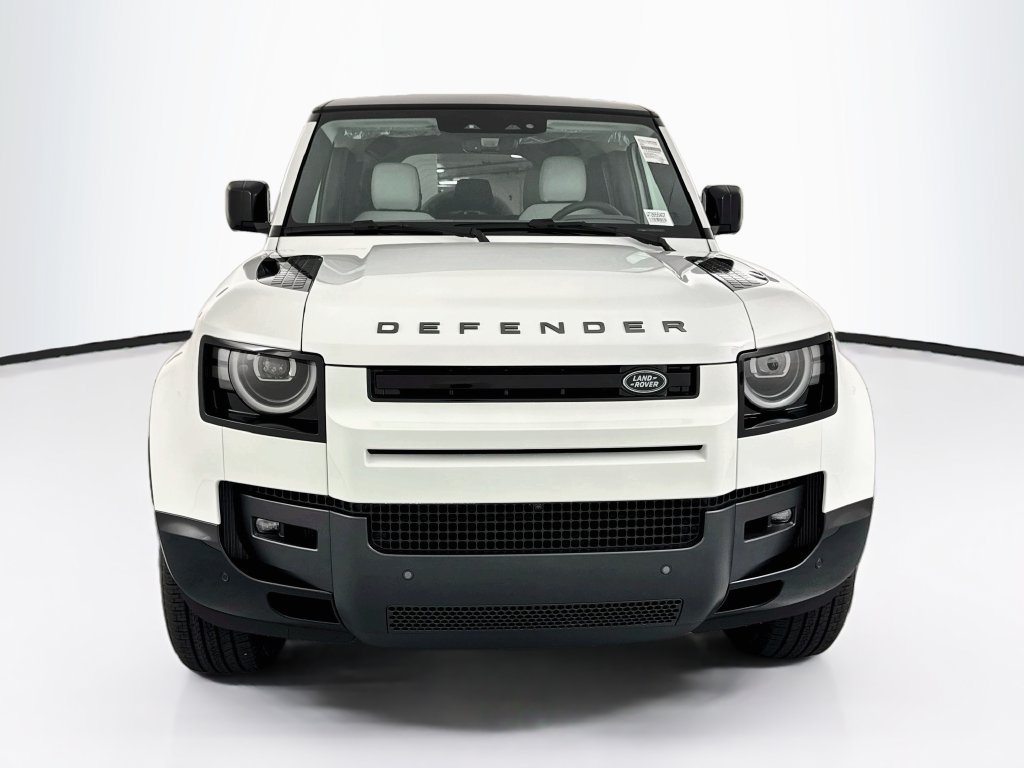 New 2026 Land Rover Defender 110 X-Dynamic SE AWD/4WD image 2