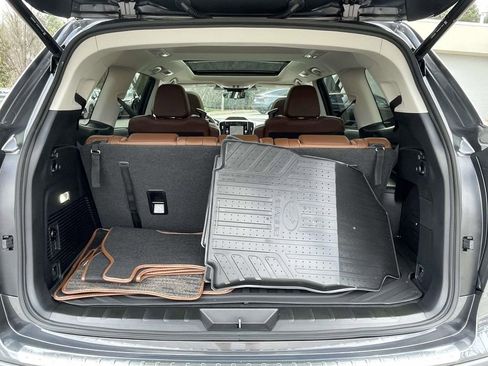 Certified 2025 Subaru Ascent Touring w/ Popular Package #1 image 10