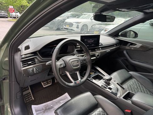 Used 2023 Audi S4 Premium Plus w/ Premium Plus Package AWD/4WD image 4