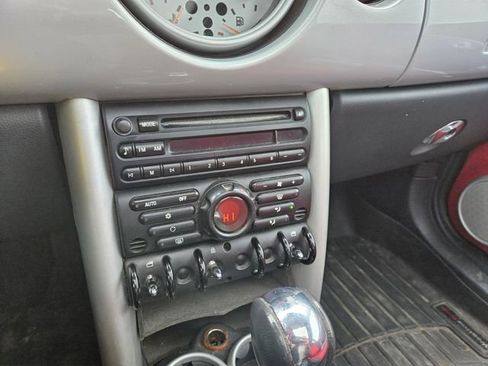 Used 2003 MINI Cooper Hardtop image 11