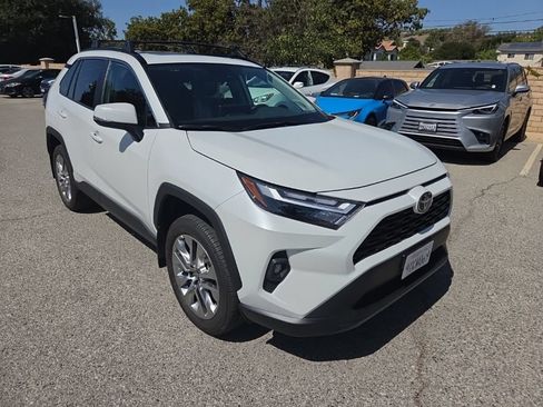 Used 2025 Toyota RAV4 XLE Premium w/ Weather Package AWD/4WD image 7