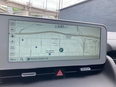 Used 2024 Hyundai Ioniq 5 Limited AWD/4WD image 13
