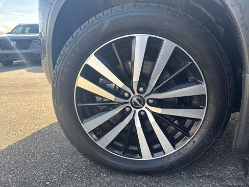 Certified 2024 Nissan Pathfinder Platinum w/ Cargo Package image 28