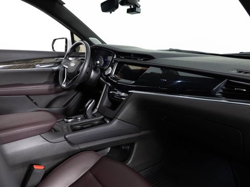 Used 2022 Cadillac XT6 Premium Luxury w/ Technology Package image 31