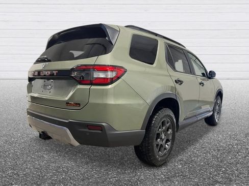 New 2026 Honda Pilot TrailSport image 7