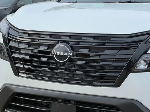 New 2026 Nissan Rogue SV image 41