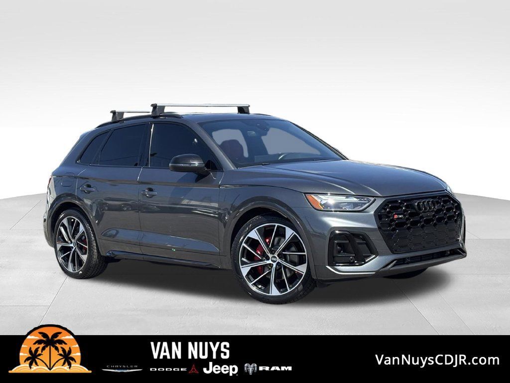 Used 2021 Audi SQ5 Premium Plus w/ Premium Plus Package AWD/4WD image 1