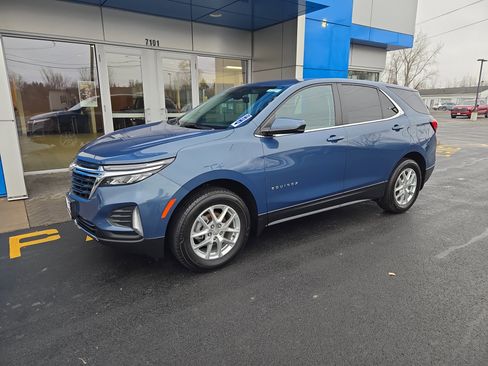 Certified 2024 Chevrolet Equinox LT w/ LPO, Floor Liner Package image 2