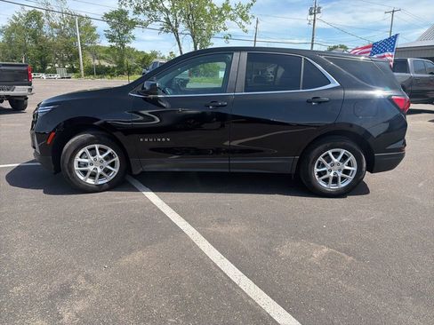 Used 2022 Chevrolet Equinox LT FWD image 4