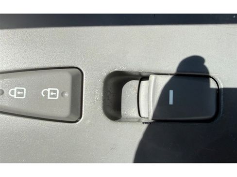 Used 2014 Hyundai Sonata Limited w/ Technology Package 05 FWD image 33