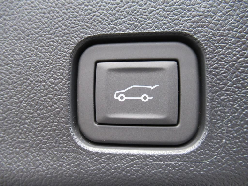 New 2026 Buick Enclave Avenir w/ Super Cruise Package FWD image 37